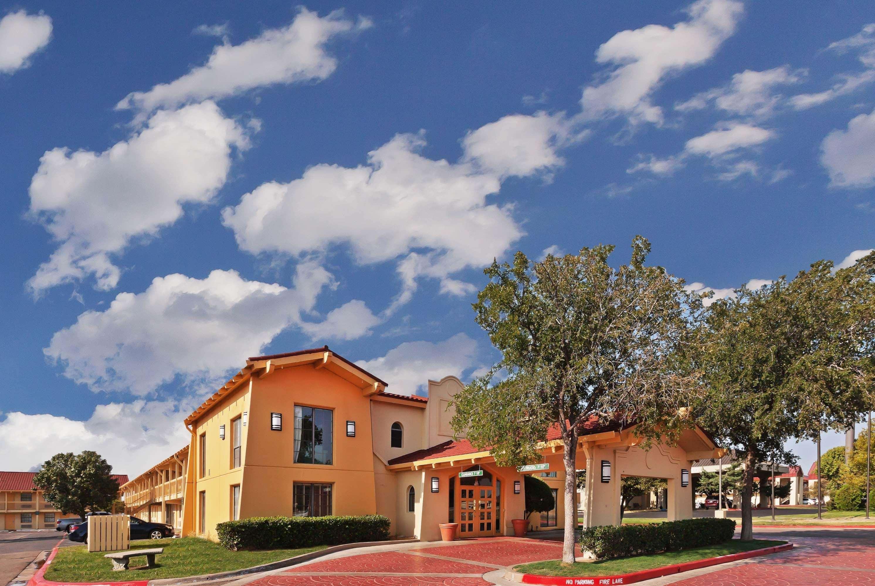 La Quinta Inn By Wyndham Amarillo Mid-City Bagian luar foto