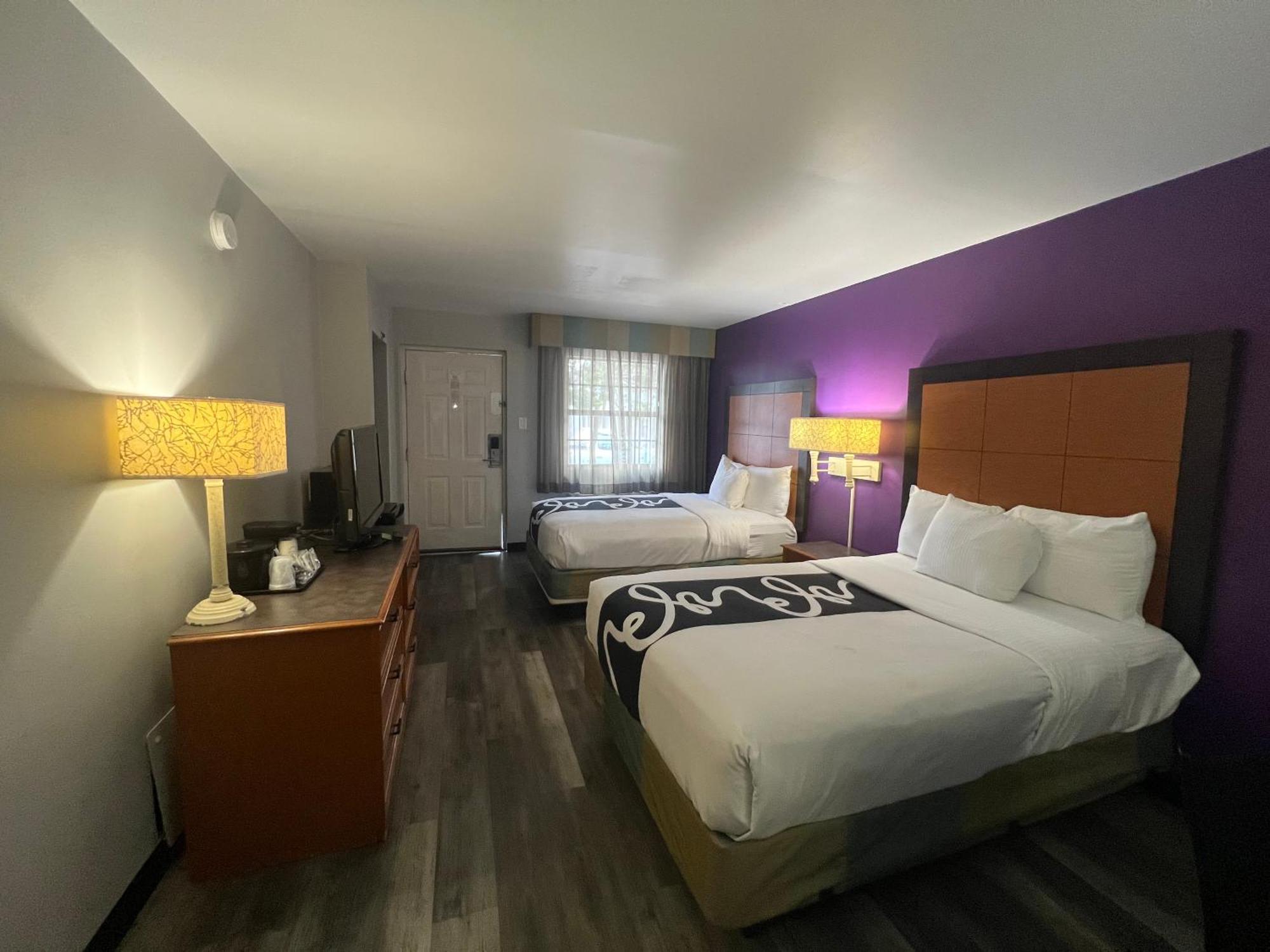 La Quinta Inn By Wyndham Amarillo Mid-City Bagian luar foto