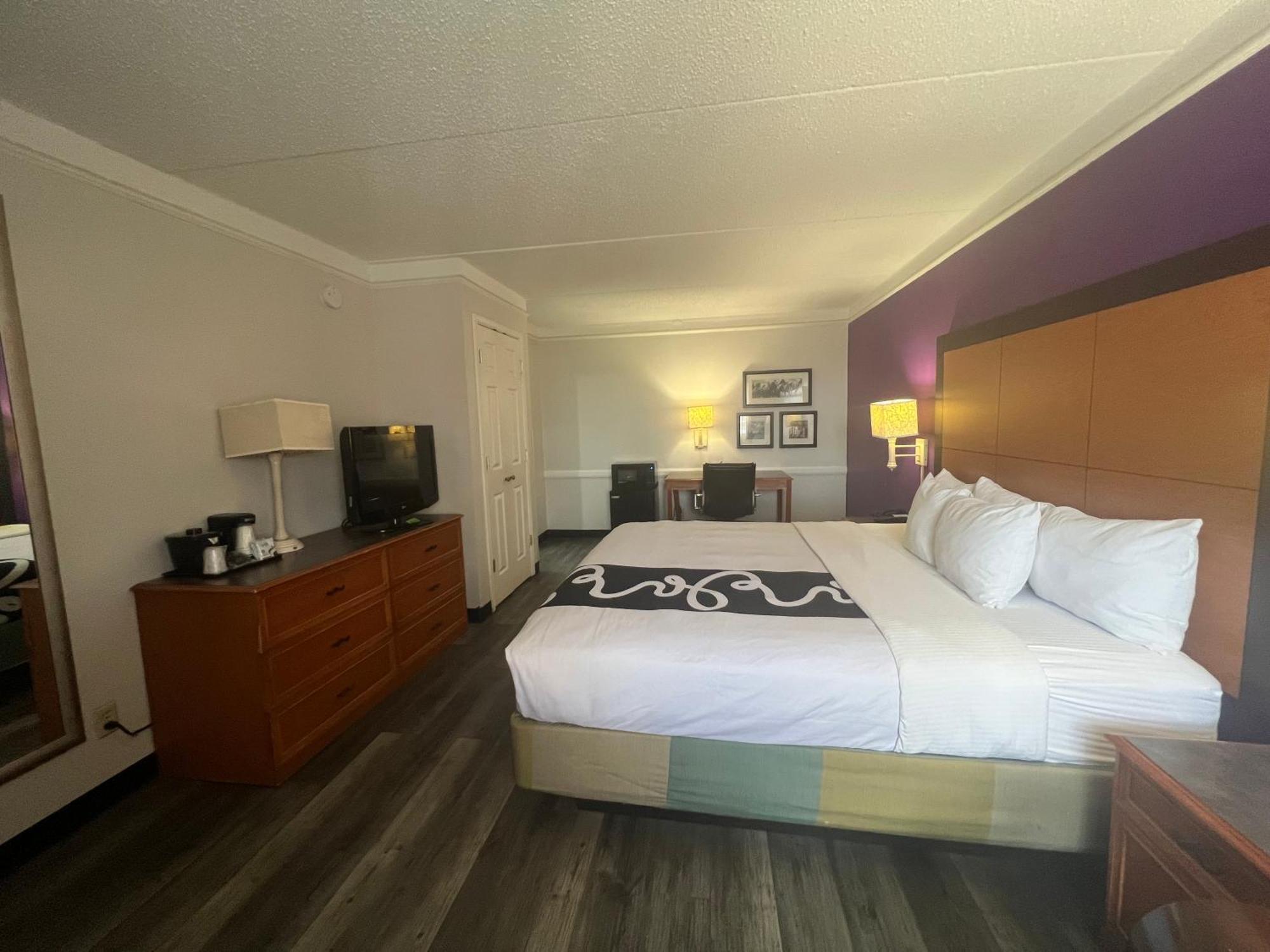 La Quinta Inn By Wyndham Amarillo Mid-City Bagian luar foto