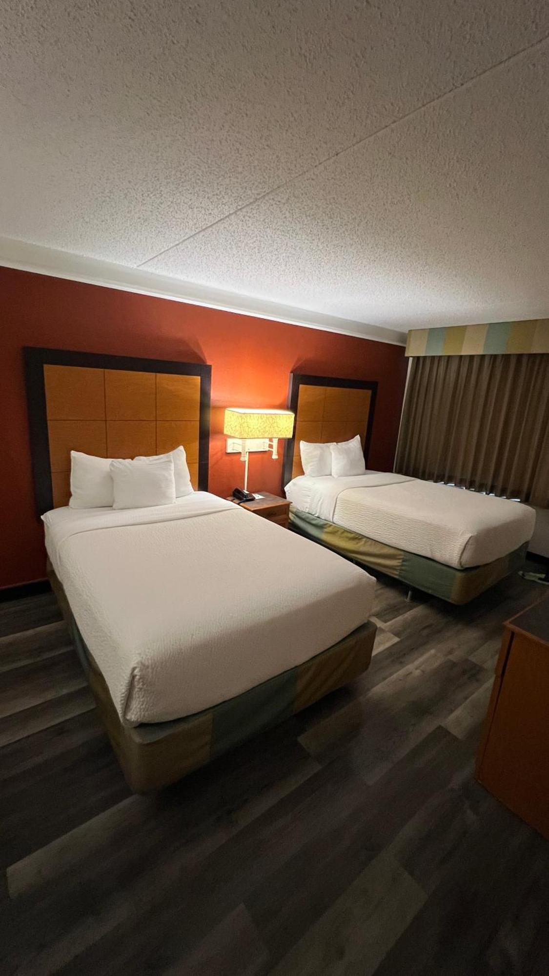La Quinta Inn By Wyndham Amarillo Mid-City Bagian luar foto
