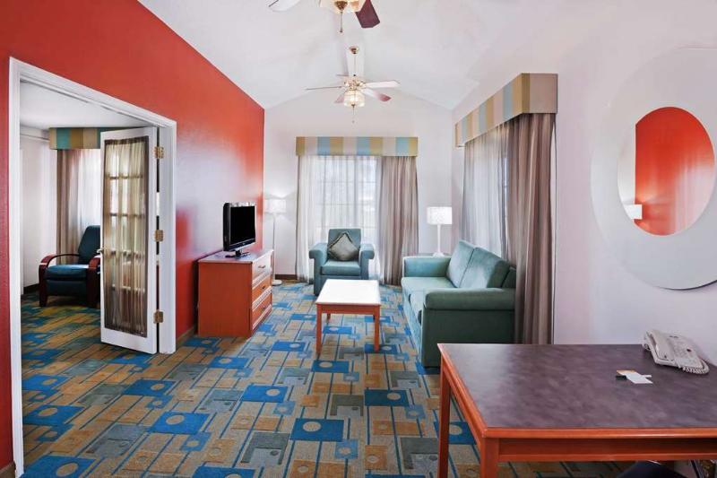 La Quinta Inn By Wyndham Amarillo Mid-City Bagian luar foto