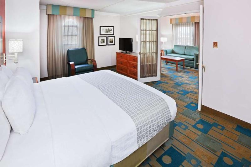La Quinta Inn By Wyndham Amarillo Mid-City Bagian luar foto
